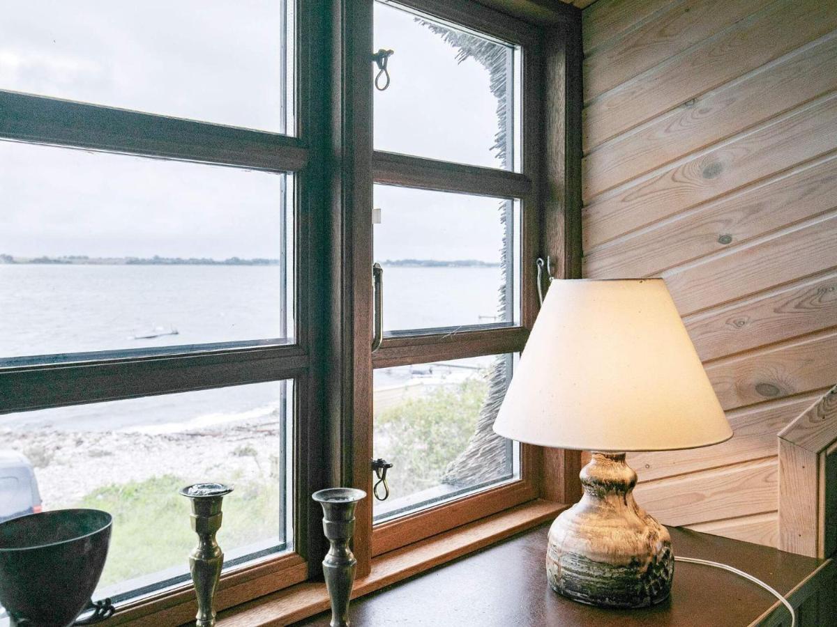 4 Person Holiday Home In Mesinge 외부 사진