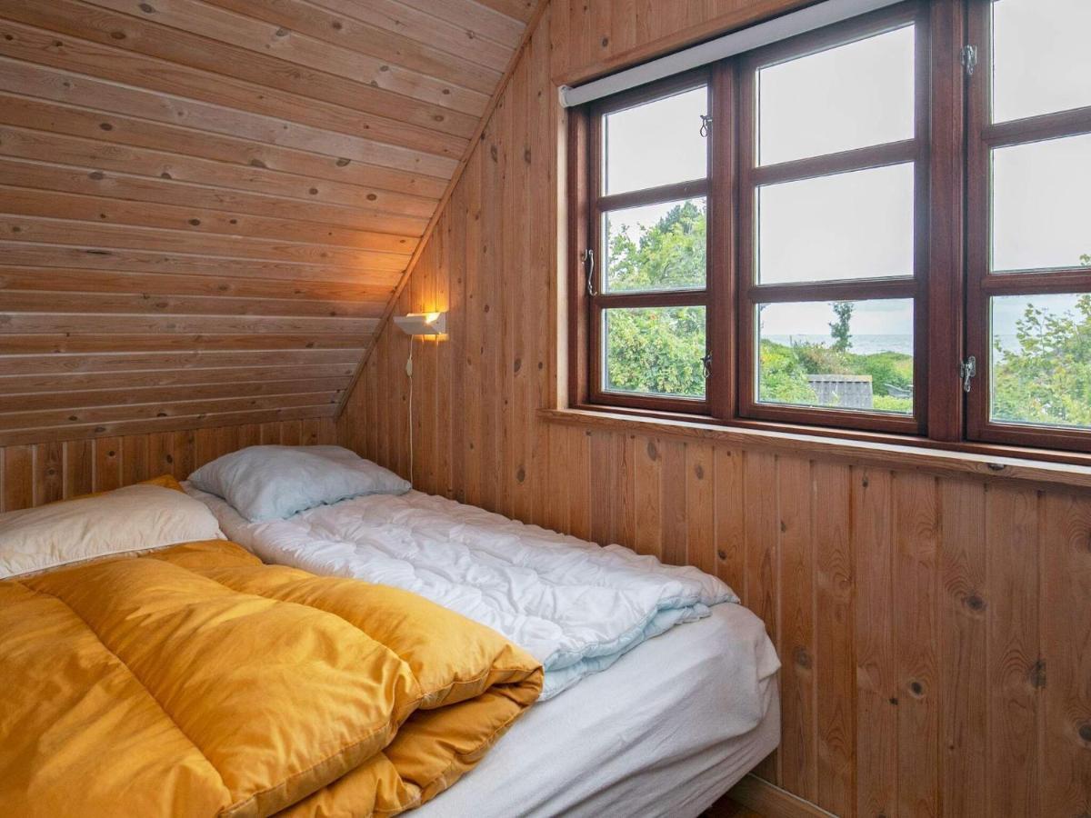 4 Person Holiday Home In Mesinge 외부 사진