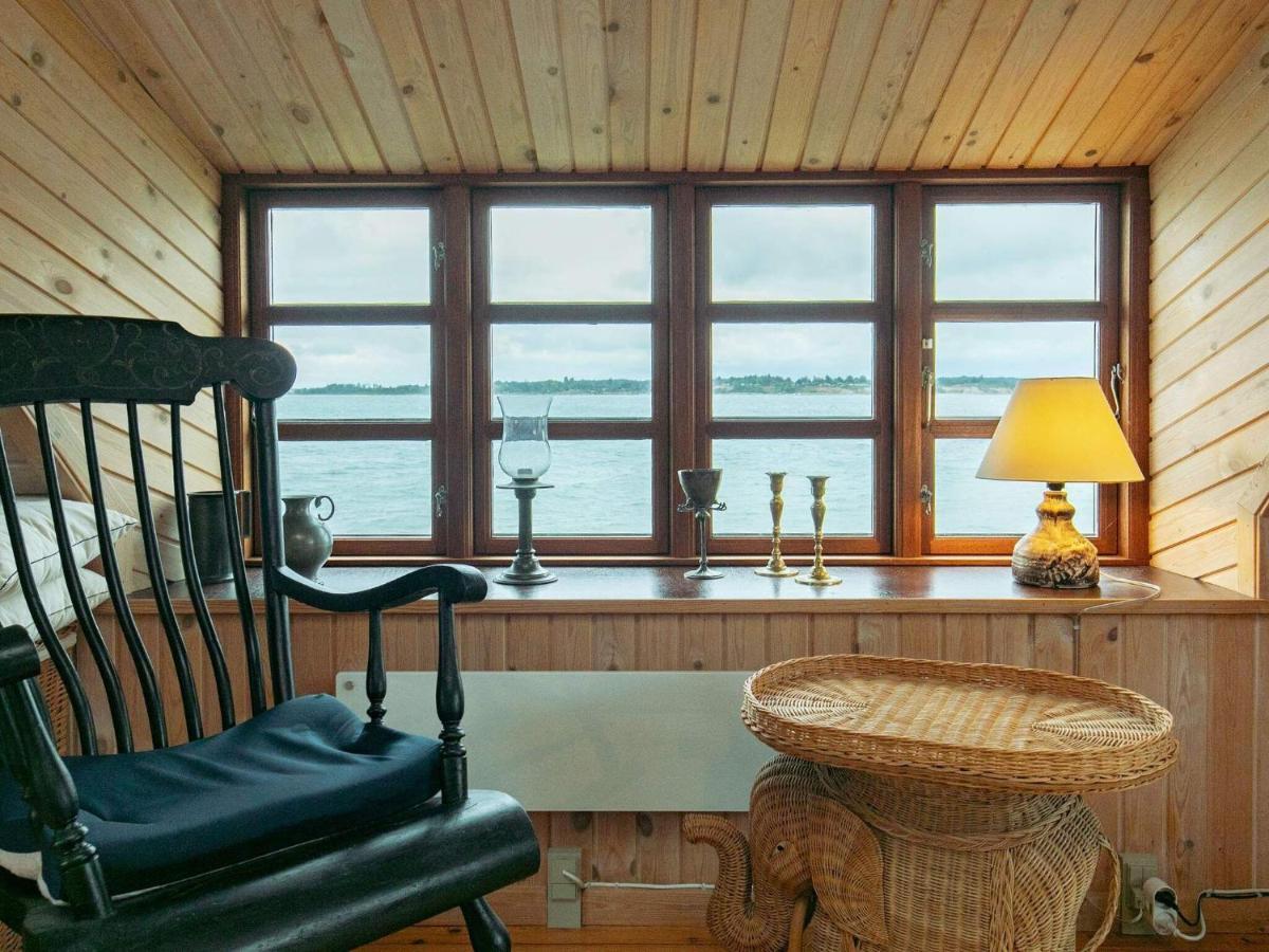 4 Person Holiday Home In Mesinge 외부 사진